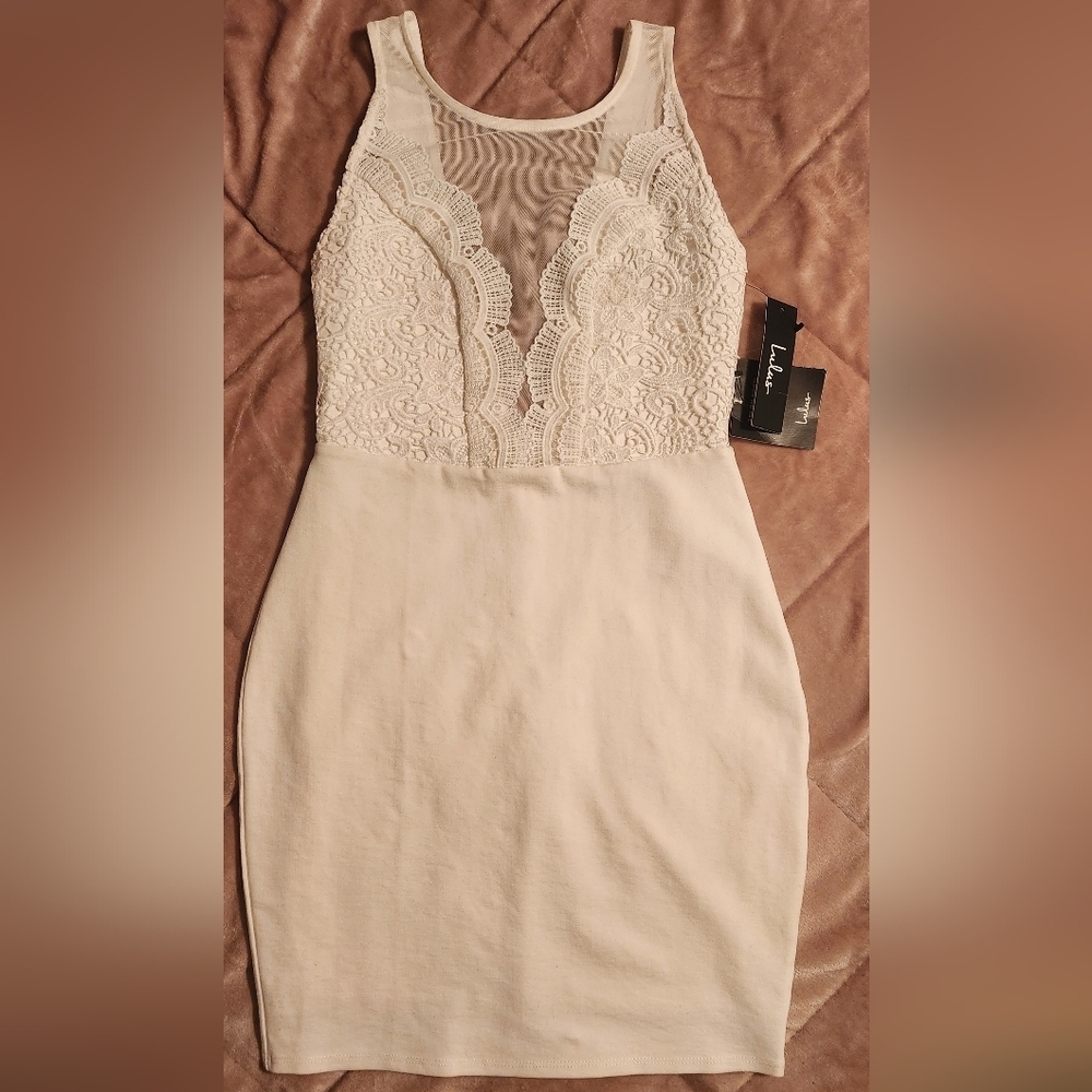 NWT- Lulu's White Lace Mini Dress